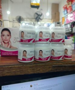 Miss Rose Whiteing Facial Kit