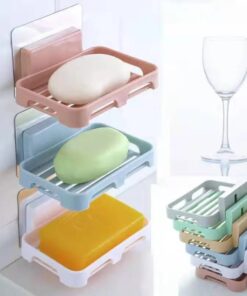 Plastic soap dish