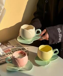 Cup and saucer ceramic